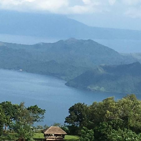 A Breath Taking View Of Taal Lake & Volcano Tagaytay City Kültér fotó